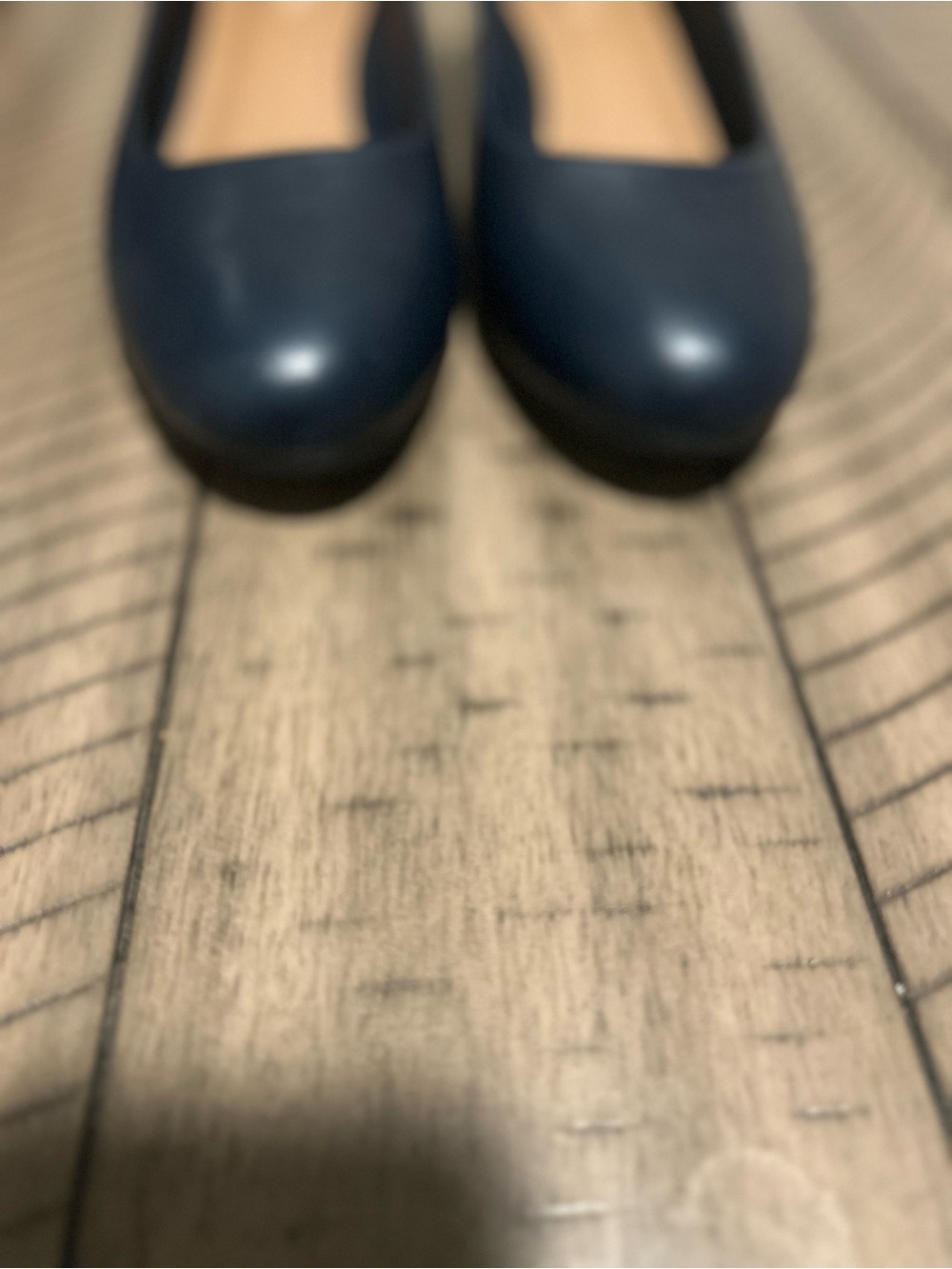 Clarks Navy Round-Toe Leather wedge 9W - Picture 5 of 8
